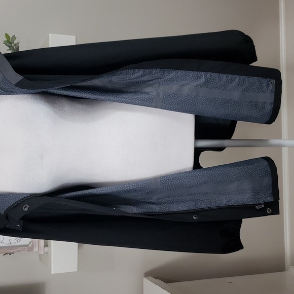 Lands' End Hooded Black Rain Jacket - Picture 10 of 15